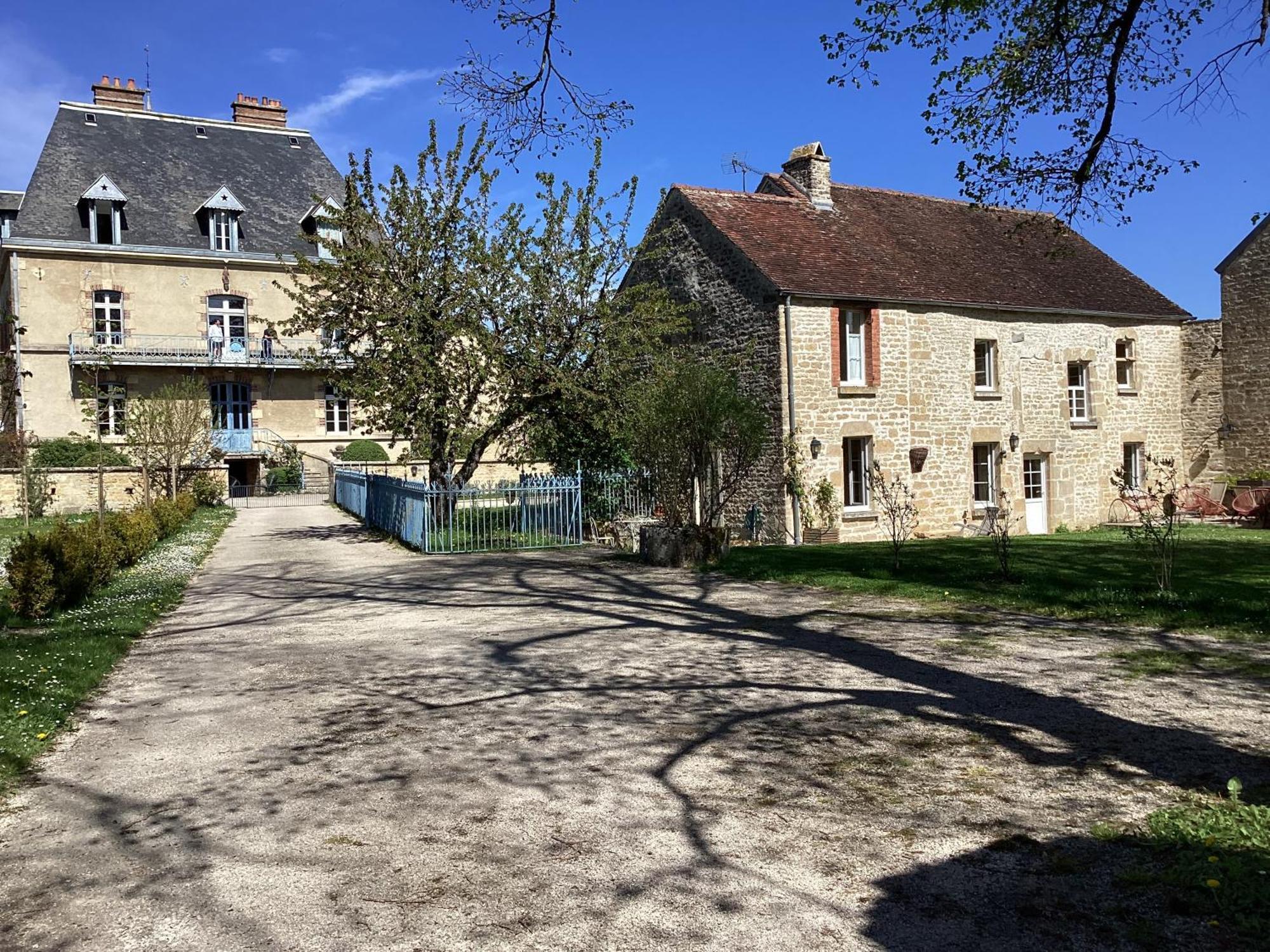 La Closerie De Gigny Maison Templiere Avec Piscine,Jacuzzi Zewnętrze zdjęcie